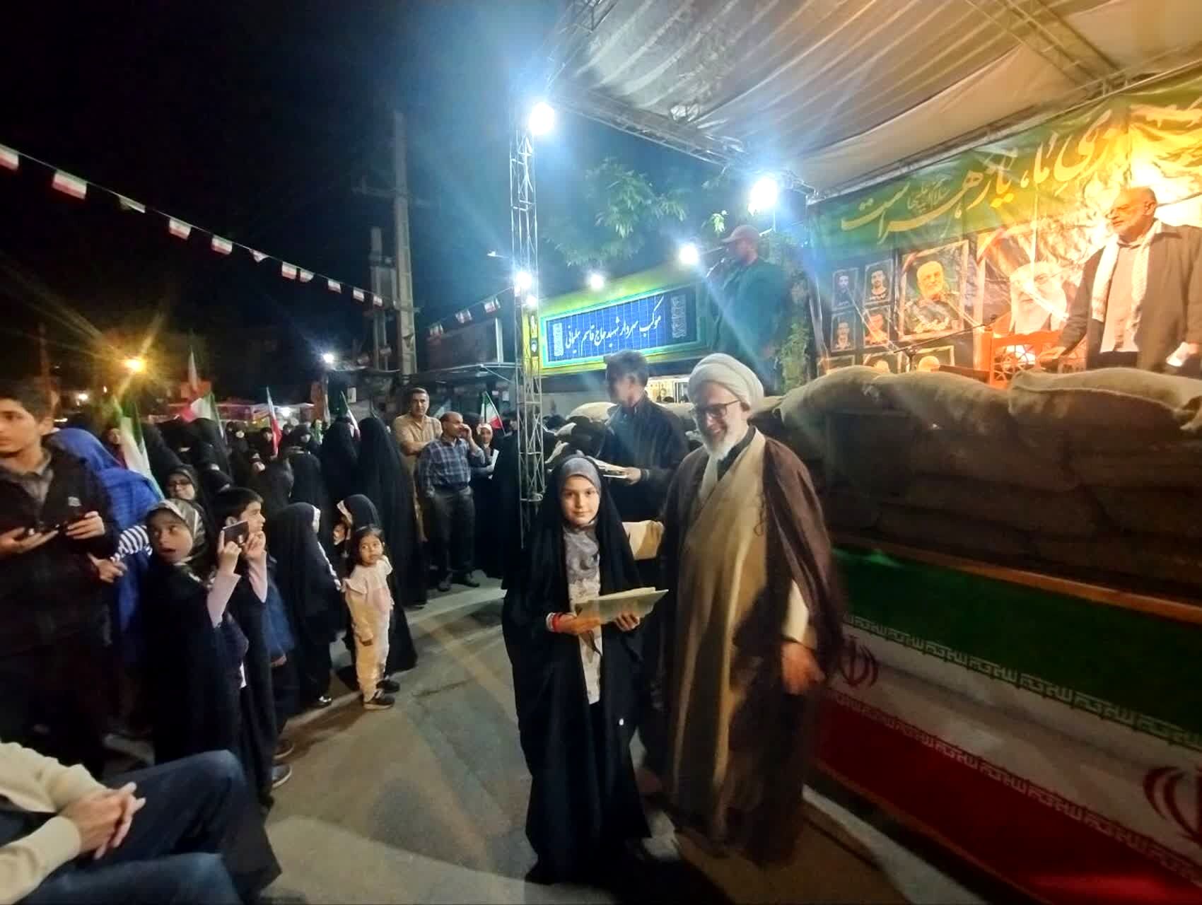 قرآن و عترت در متن هویت ملی ما جاری هستند