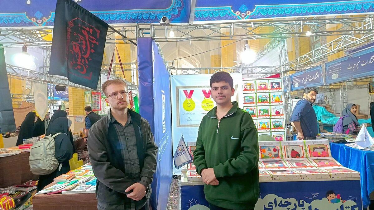 هدف از بازدید نمایشگاه قرآن، ارتباط عمیق‌تر و ملموس‌تر دانش‌آموزان با قرآن کریم است