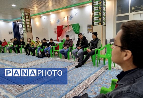  جلسه هم اندیشی برگزاری مدرسه انقلاب  در انجمن اسلامی کاشمر