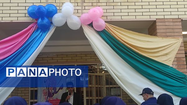 جشن سپاس معلم در دبیرستان قلم چی ۲