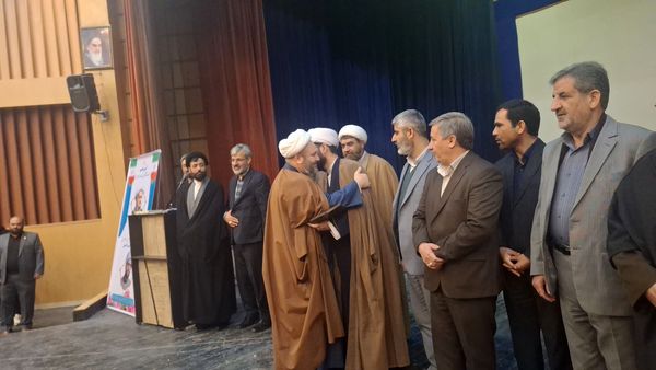 امام جمعه جدید تاکستان معرفی شد