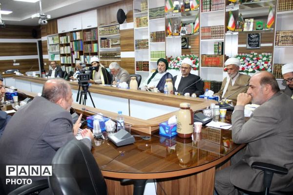 روایت پیوند روحانیت و نخبگان برای اعتلای فرهنگ کردستان
