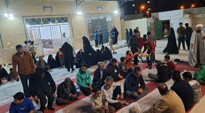 رمضان، سنتی در مسجد ولیعصر شهرک الهیه کرمان