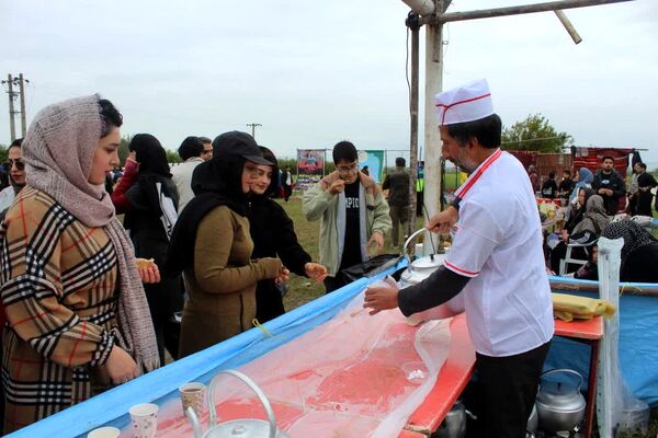 همایش پیاده‌روی خانوادگی در گلوگاه 
