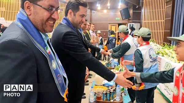 همایش شهرستانی تجلیل از پیشتازان، مربیان و مدرسان پیشتاز برتر در شهرستان جم