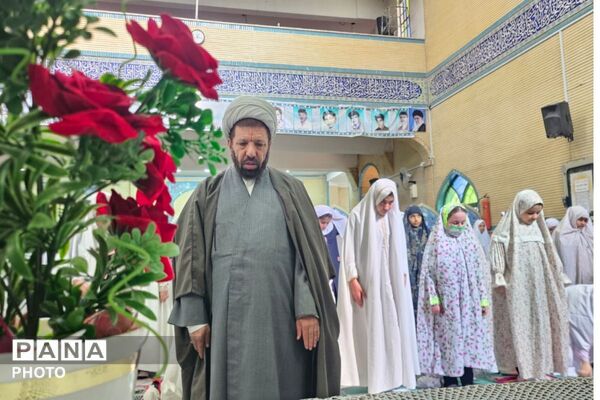 برگزاری اجلاس نماز در مسجد صاحب‌الزمان(عج) شهرک کاووسیه