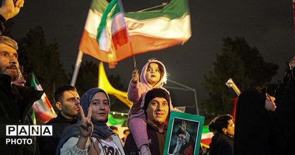 خروش شبانه کرمانشاه در عشق به ایران