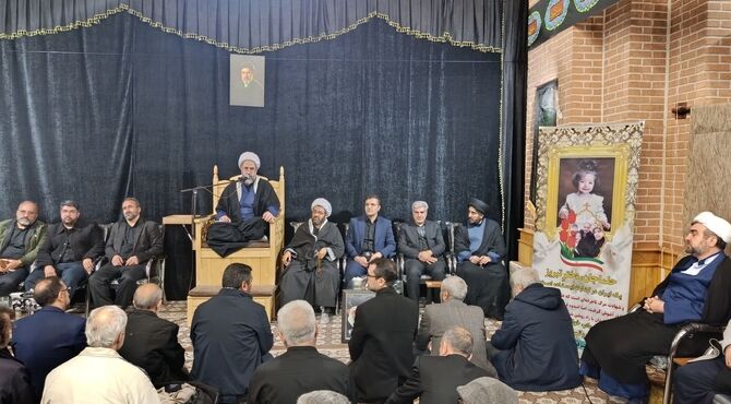 سهند به احترام «حلما» قیام کرد