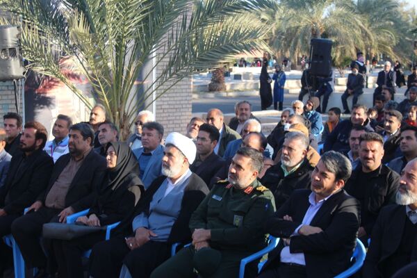 مثل نخل‌هایمان استوار ماندیم 