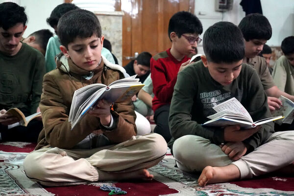 کانون اشراق، میزبان اعتکاف دانش‌آموزی در مسجد جامع بازار