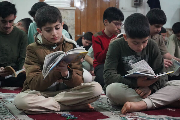 کانون اشراق، میزبان اعتکاف دانش‌آموزی در مسجد جامع بازار