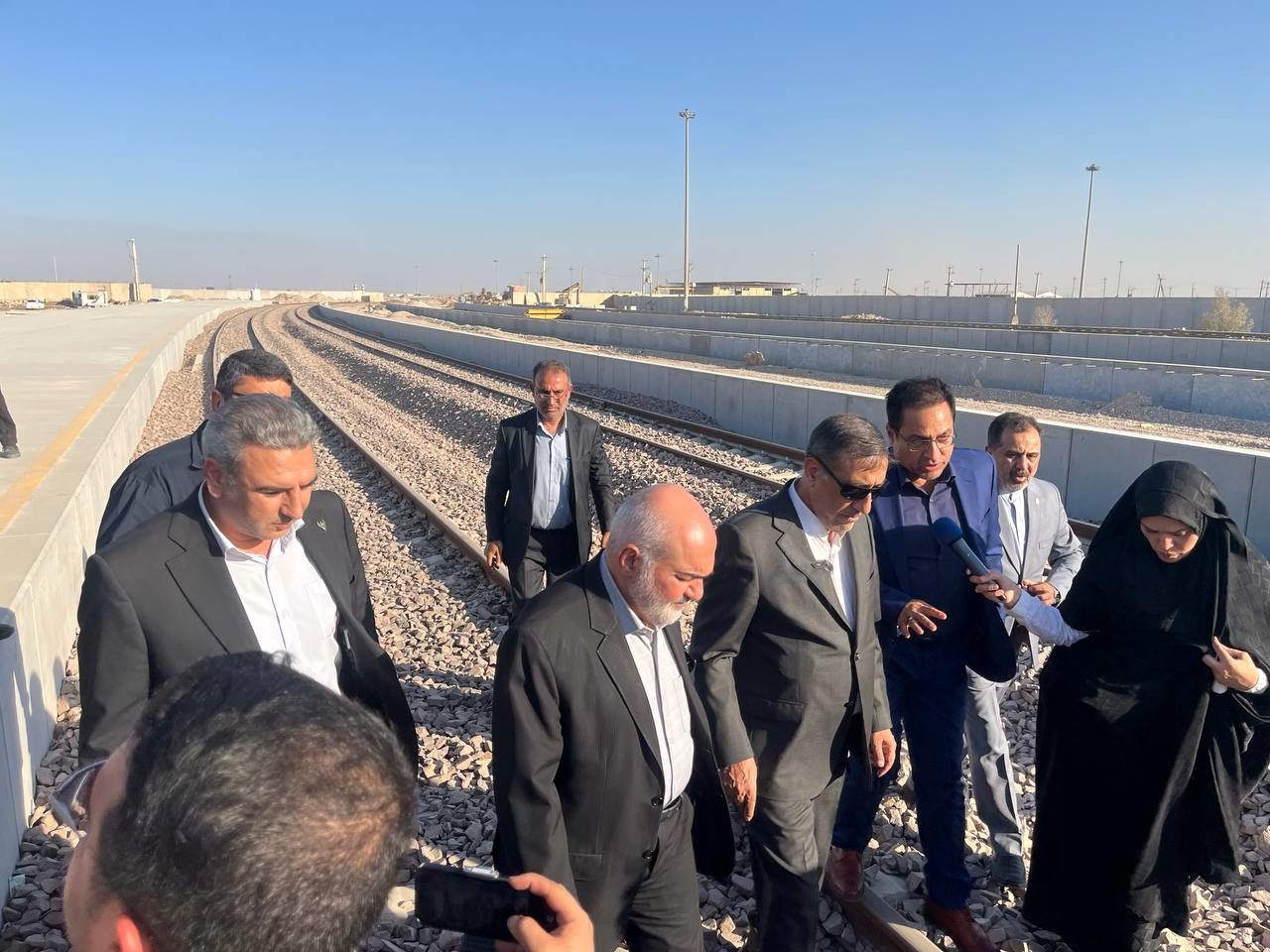 بازدید معاون اجرایی رئیس‌جمهور از پایانه مرزی ریلی شلمچه