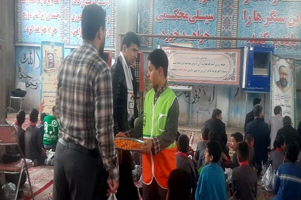 برپایی نماز جمعه و بزرگداشت روز معلم در  مسجد جامع نیشابور