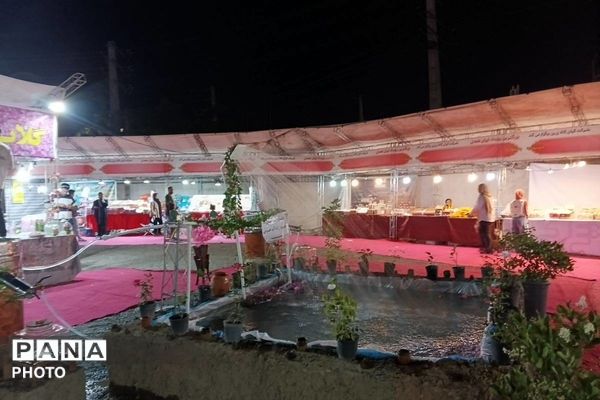 جشنواره گلاب گیری میناب با عطر شهدا 