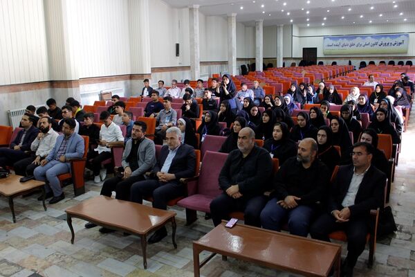 دوازدهمین دوره انتخابات مجلس دانش‌آموزی در آذربایجان غربی