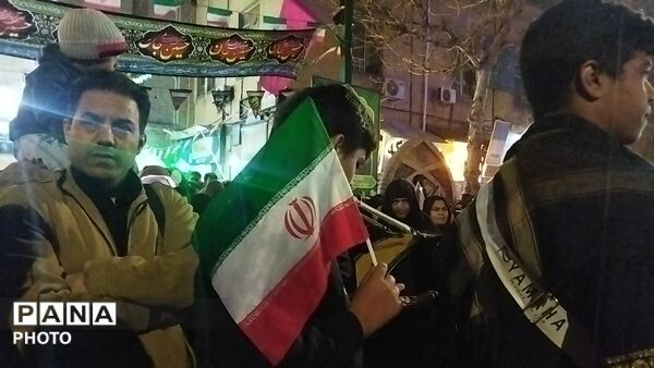قاب هایی از حضورـ۳