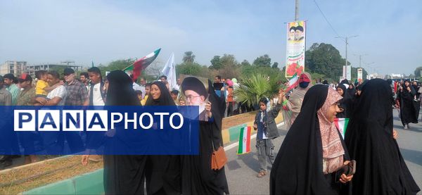 حضور پرشور مردم میناب در راهپیمایی ۲۲ بهمن