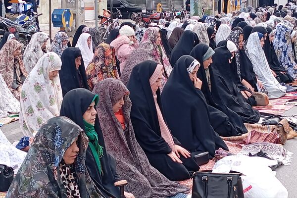 نماز عید فطر در شهرستان قروه