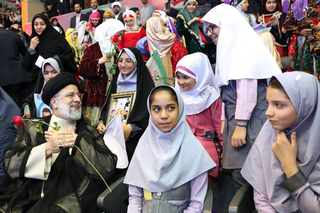 شهید رئیسی برای ارتقاء کیفیت آموزشی و پرورشی سیستان‌و‌بلوچستان چه کرد؟