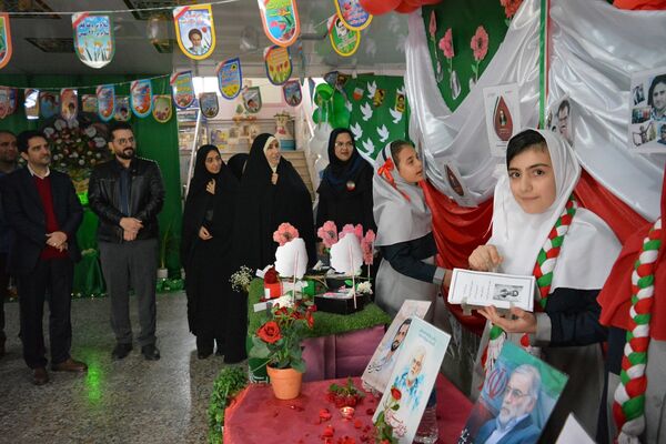 افتتاحیه طرح  «ایرانمون» در مدرسه شهدای گمنام بهارستان‌دو