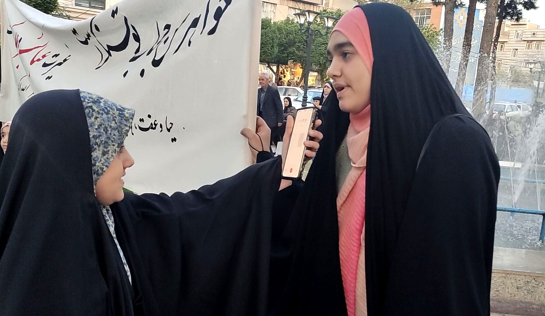 اتحاد و وحدت مردم غیور اسلامشهری در جشن پیروزی سپاه بر کفر جهانی