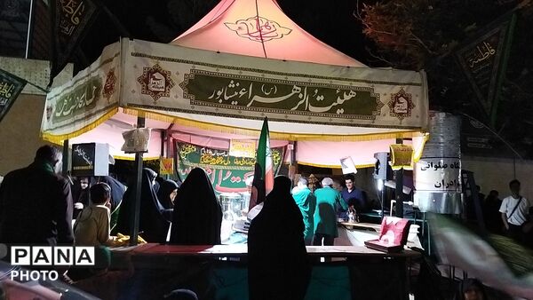 چایخانه هیئت الزهرا در هشتادمین شب از اجتماعات مردمی بلوار فضل نیشابور 