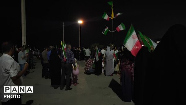 اجتماع پرشور بندرعباس با حضور پیکر شهید امیر ناصری دهبارزی و خادمان حرم رضوی