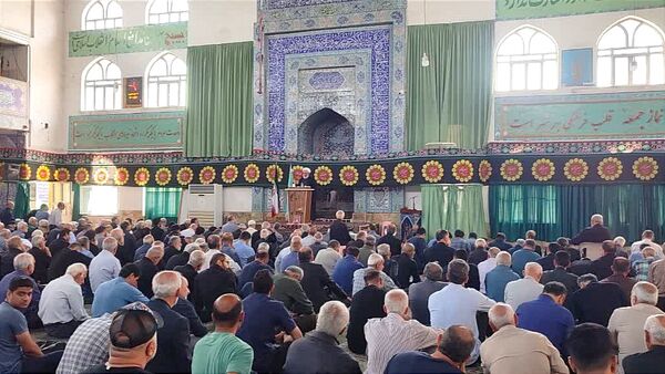 از محراب تا محرم؛ آغاز ماه عزاداری با نماز جمعه