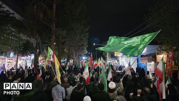 حضور باشکوه مردم کرج در تجمعات شبانه 
