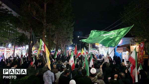 حضور باشکوه مردم کرج در تجمعات شبانه 