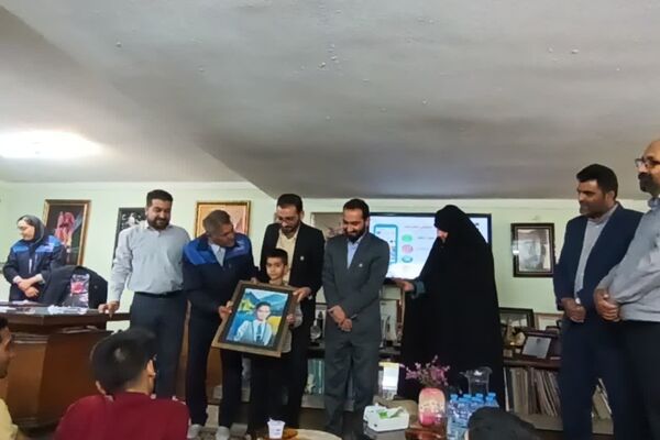 بازدید دانش‌آموزان منتخب لیگ کوک شو از کارخانه پتک شیراز