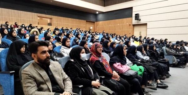 همایش بزرگ هدایت تحصیلی (طراحی مسیر زندگی) دختران  پایه نهم شهرستان قدس