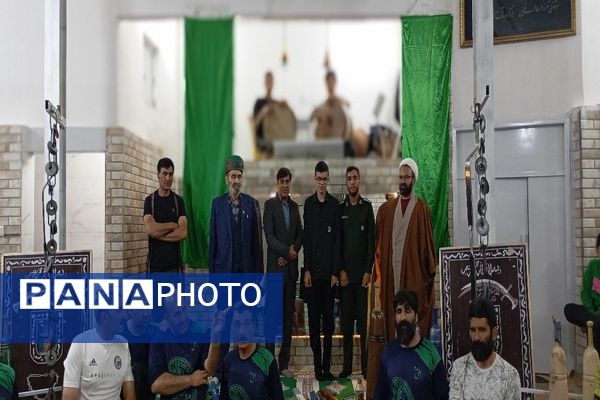 جشن امتیازدهی سالانه ورزشکاران به مناسبت روز فرهنگ پهلوانی و ورزش زورخانه ای در گود باستانی شهر بار 