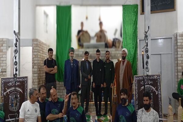 جشن امتیازدهی سالانه ورزشکاران به مناسبت روز فرهنگ پهلوانی و ورزش زورخانه ای در گود باستانی شهر بار 