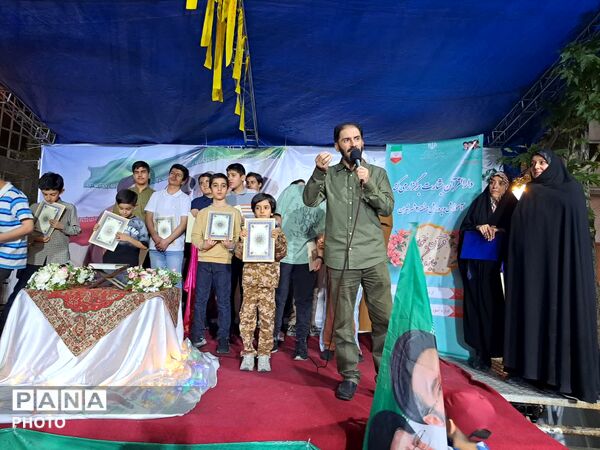 درخشش نخبگان نماز در میدان مادر؛ تجلیل از برگزیدگان مسابقات نماز