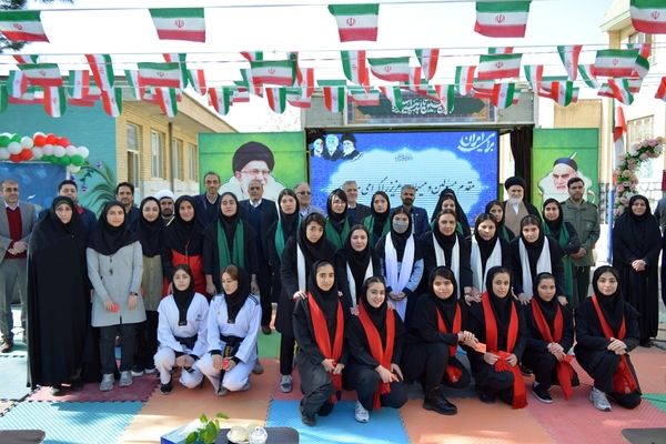 طنین زنگ انقلاب در بهارستان‌دو 