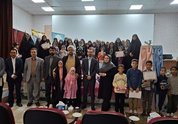 برگزاری محفل ادبی با موضوع ایثار و شهادت در راز و جرگلان