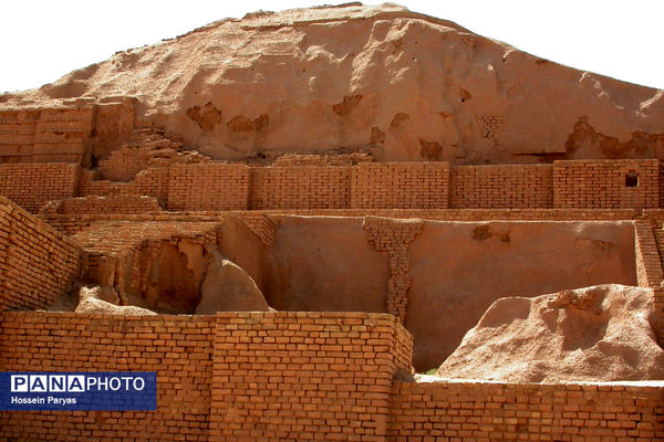 زیگورات چغازنبیل