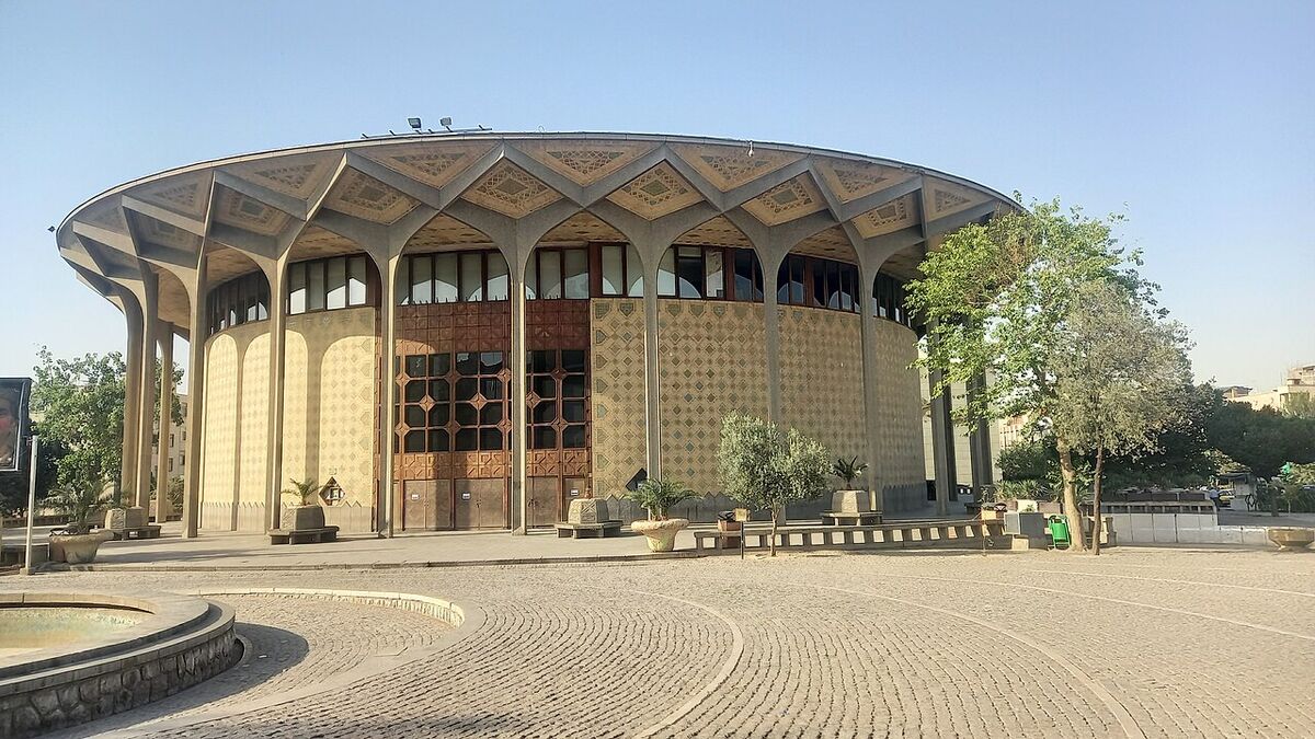 سالن‌های نمایشی 6 روز اجرا ندارند
