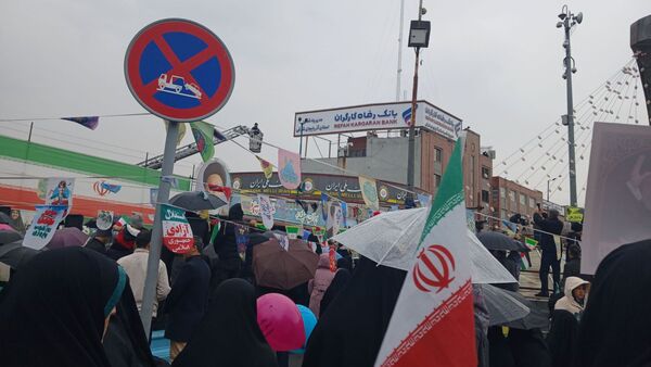 جلوه‌های دانش‌آموزی راهپیمایی ۲۲بهمن در تبریز