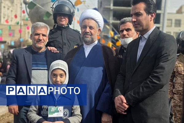 خروش مردمی در خیابان‌های رباط‌کریم در 22بهمن