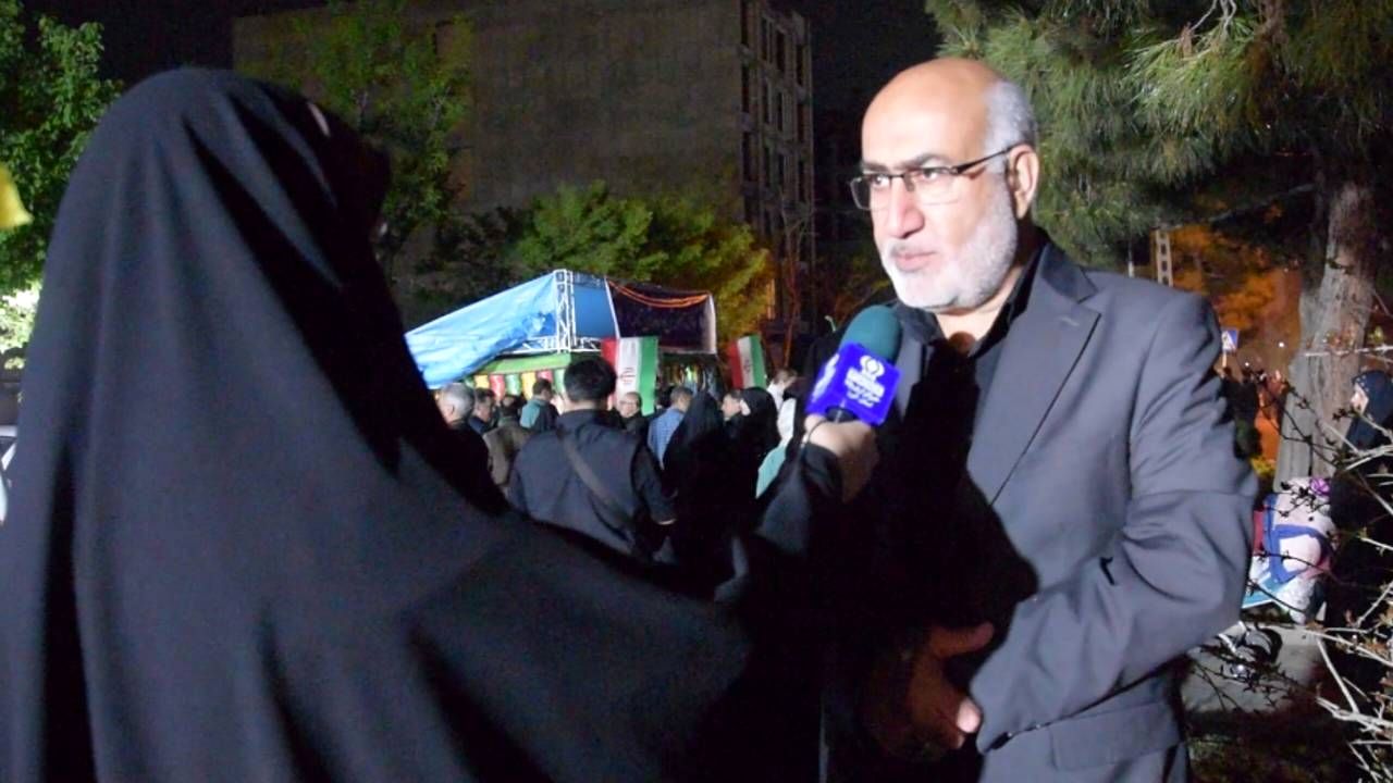 آشنایی دانش‌آموزان با مفاهیم سیاسی و فعالیت‌های اجتماعی مهم است