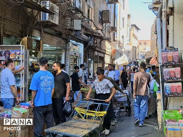  روایت شور و شوق خرید لوازم‌التحریر در بازار بزرگ تهران