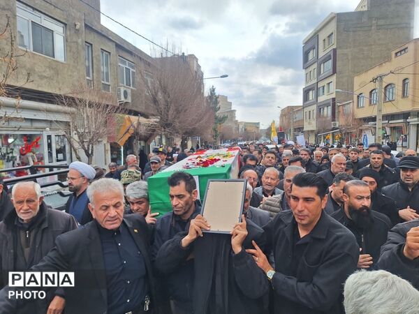 تشییع پیکر مطهر شهید والامقام ابوالفضل اسماعیلی در شهر صوفیان