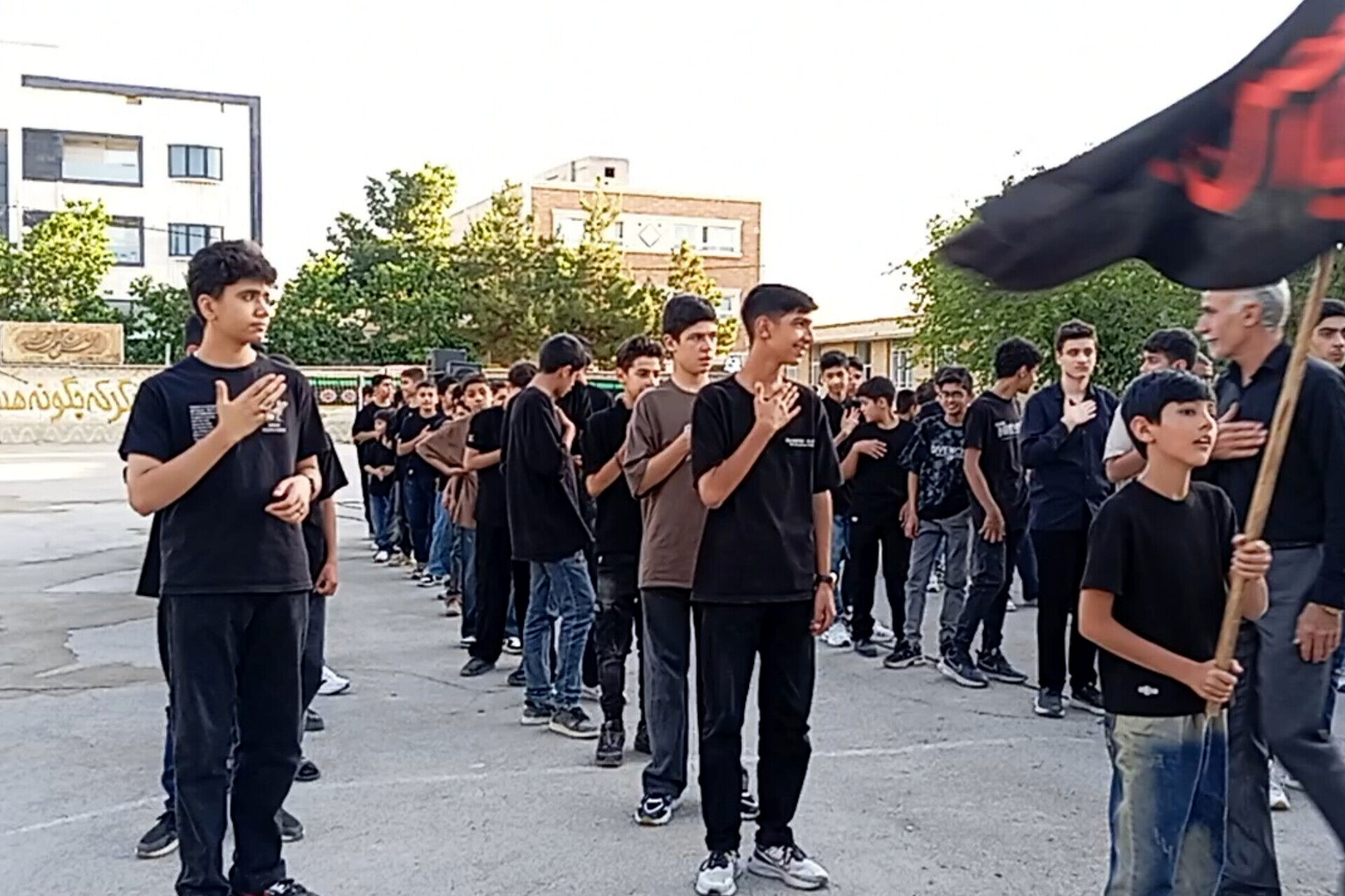 جلوه دلدادگی نوجوانان آباده در سوگواره «احلی من العسل»