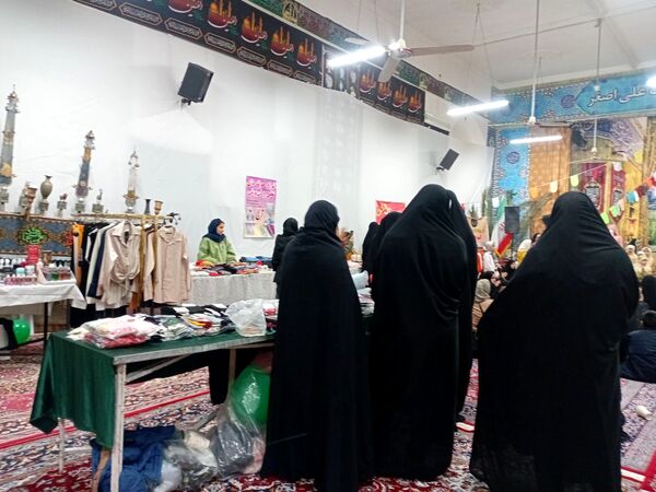 بازارچه محصولات خانگی در شهرستان خلیل آباد 