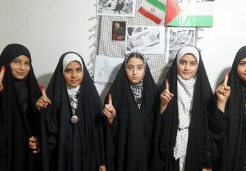 گفت‌وگو خبرنگار پانا با دانش‌آموزان در رابطه با شخصیت شهید فهمیده
