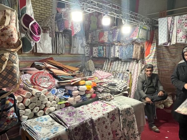 نمایشگاه غرفه‌های پاییزه در شهرستان دهلران 