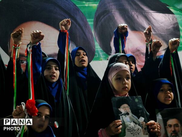 اجتماع فرهنگیان کشوردوست در گلوگاه 