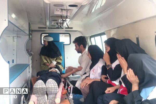 دبیرستان هاجر دیشموک، میزبان برنامه‌ای با محوریت پدافند غیرعامل